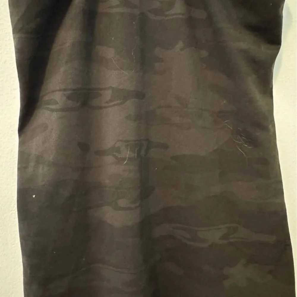 Lululemon Athletica Black Camo Tank Top